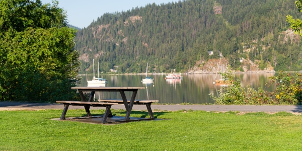 Wishbone Bayview Picnic Table in Nelson BC-1